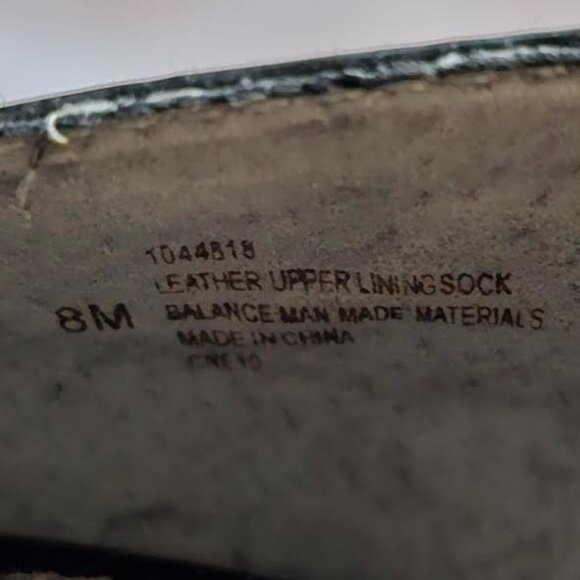 Sofft Burgundy/Wine Patent Leather Womens Pumps W/ Bow Size 8M 4" Heel. Peep toe - Picture 9 of 9